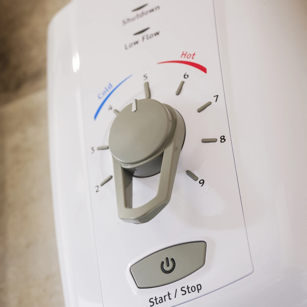 Triton Omnicare Design Electric Shower With Extended Kit 8.5 KW CINCDES08W 4 Triton Omnicare Design Electric Shower With Extended Kit 8.5 KW CINCDES08W - Image 4