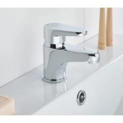 Bristan Quest Basin Mixer Tap With Clicker Waste -Bathroom Product Shop GPID 1000414345 IMG 02