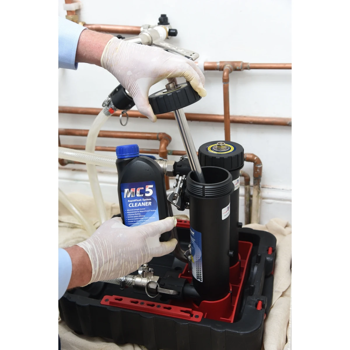 Adey MC5 Rapid Flush System Cleaner 500ml CP1-03-00999 2 Adey MC5 Rapid Flush System Cleaner 500ml CP1-03-00999 - Image 2