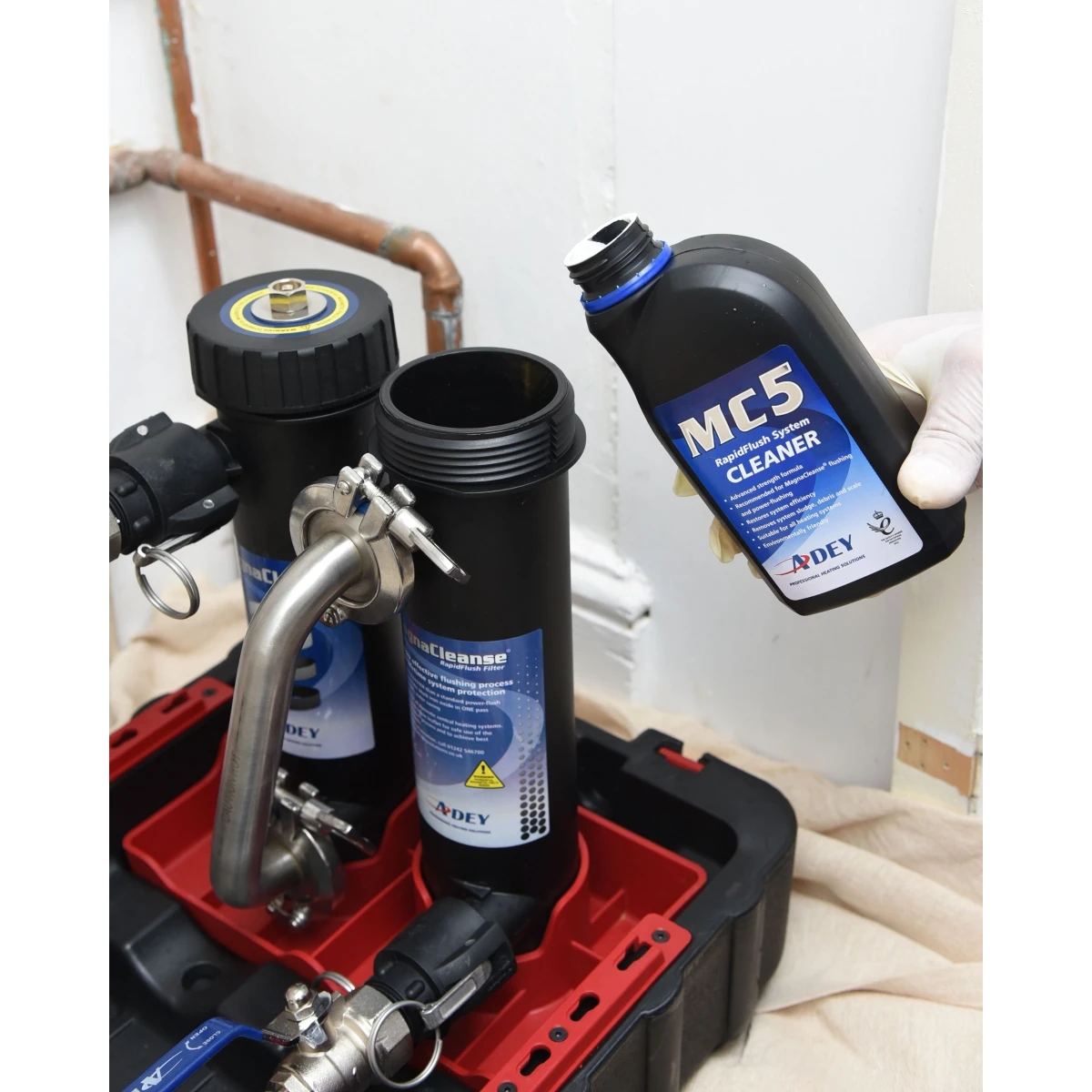 Adey MC5 Rapid Flush System Cleaner 500ml CP1-03-00999 3 Adey MC5 Rapid Flush System Cleaner 500ml CP1-03-00999 - Image 3