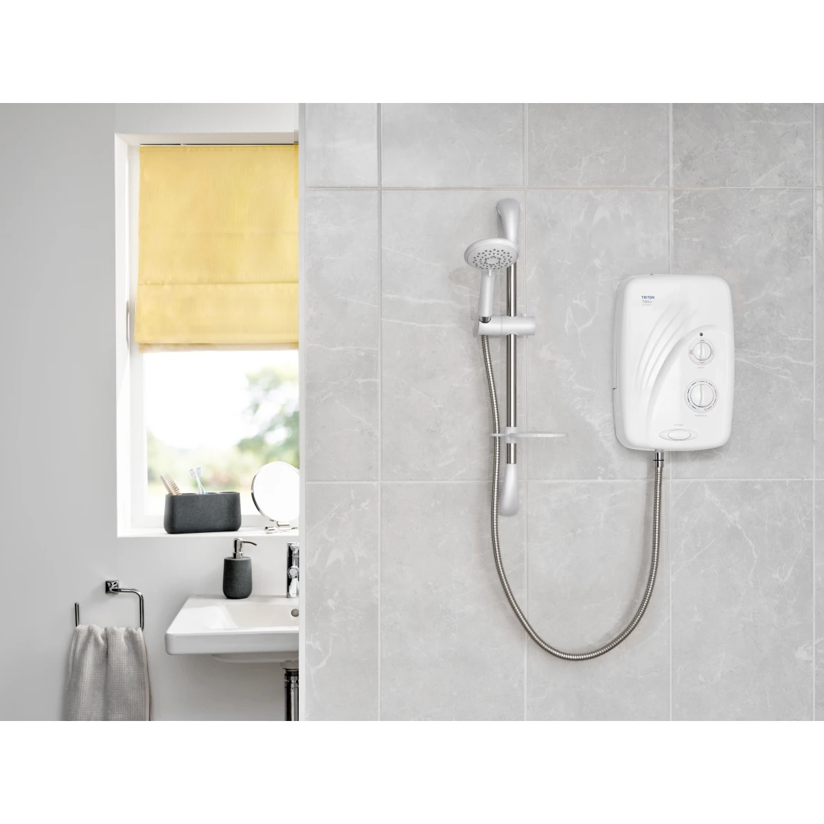 Triton T80SR 8.5 KW Pumped Electric Shower White GET80PSR81 3 Triton T80SR 8.5 KW Pumped Electric Shower White GET80PSR81 - Image 3